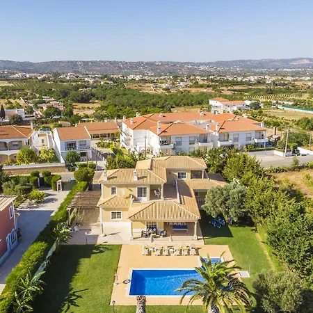 Solar Amendoeiras By Select *